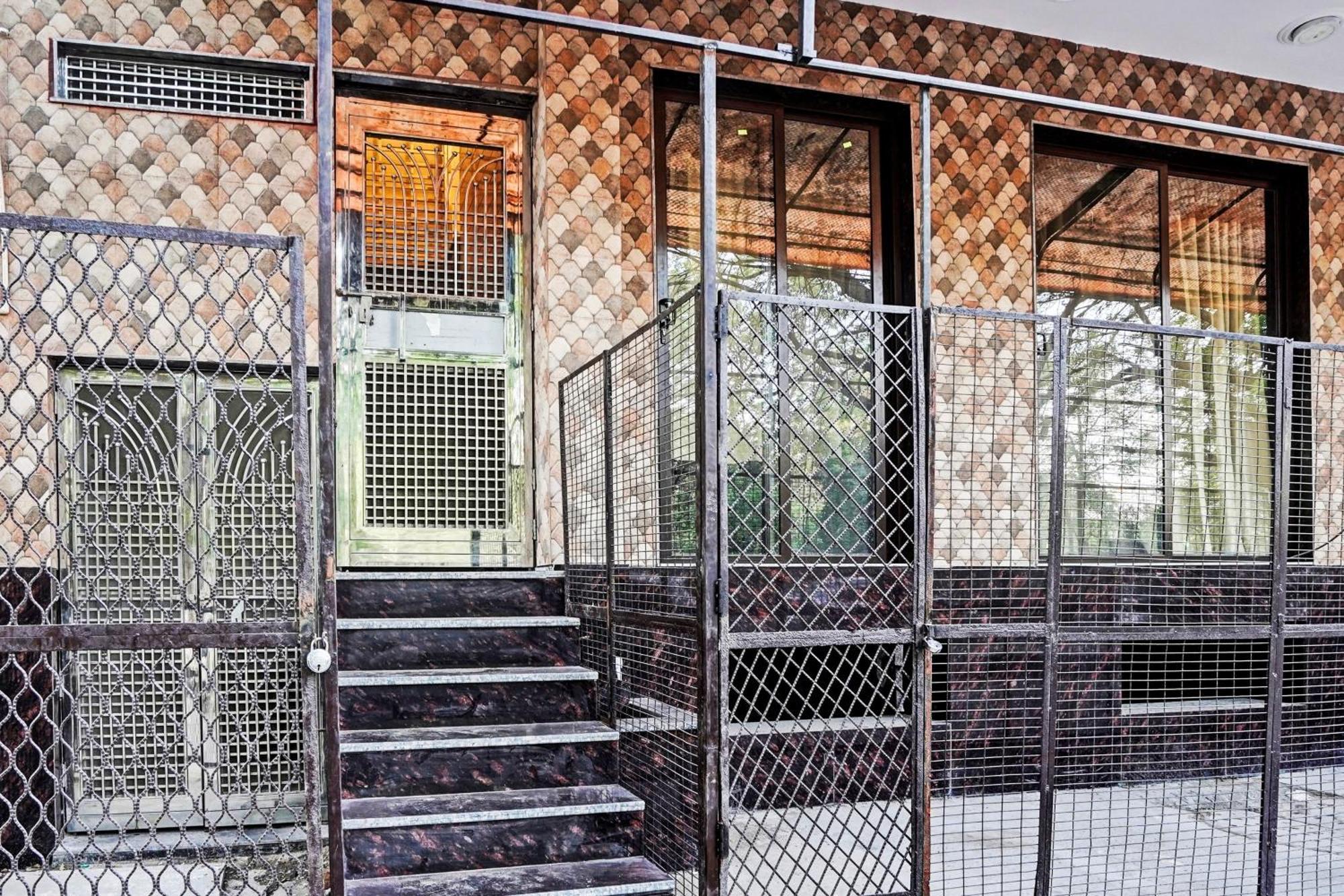 Hotel O Le Empire Stay House Neu-Delhi Exterior foto